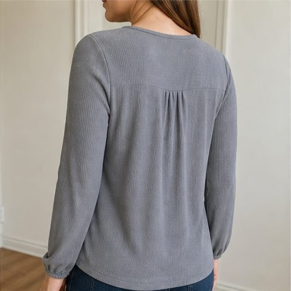 Gray Wrap Blouse - Picture 3 of 6
